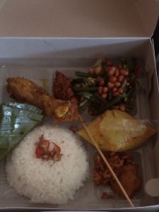 Nasi Kotak Menu Masakan Bali